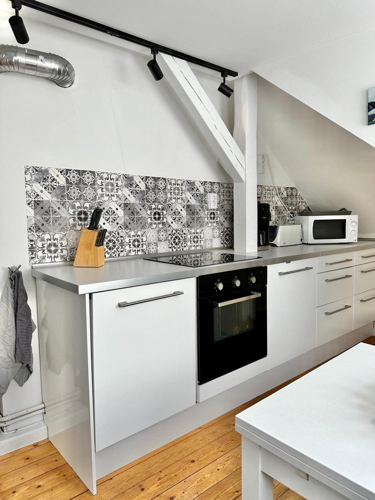 Schoenes City-Apartment Mit 2 Schlafzimmer, Parkplatz, Ruhig Und Hell, D46-Dg Ольденбург Екстер'єр фото
