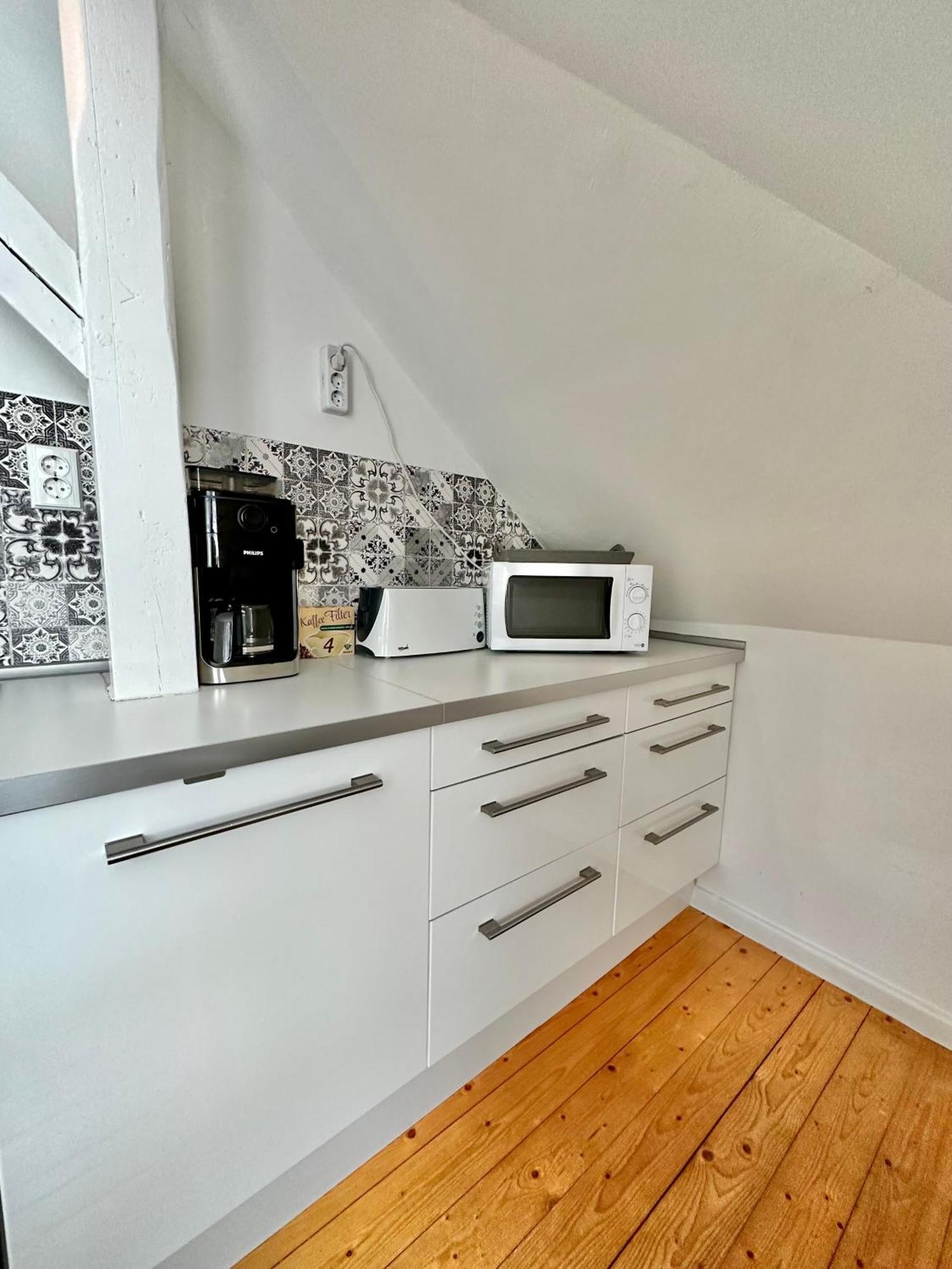 Schoenes City-Apartment Mit 2 Schlafzimmer, Parkplatz, Ruhig Und Hell, D46-Dg Ольденбург Екстер'єр фото