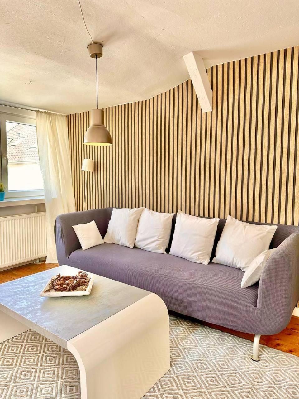 Schoenes City-Apartment Mit 2 Schlafzimmer, Parkplatz, Ruhig Und Hell, D46-Dg Ольденбург Екстер'єр фото